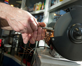 Как приручить "петуха" ?